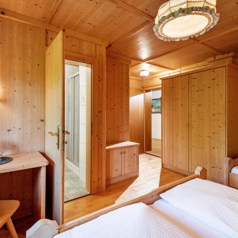 Ferienwohnung - Schmirnerhof - Apartment mit 3 Schlafzimmern - 11
