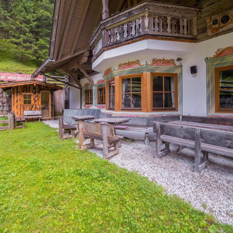 Chalet in Stubaital by Ski Slope & Sauna - Ferienhaus mit 5 Schlafzimmern - 6