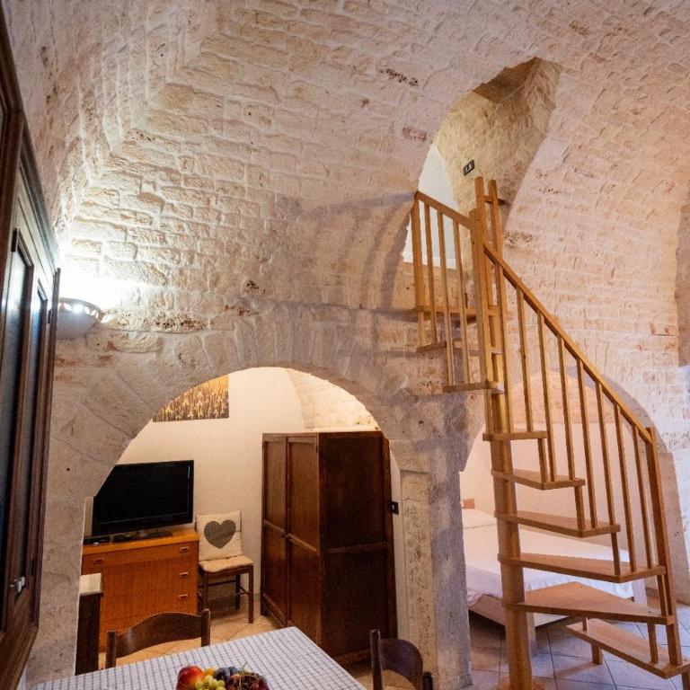 Dimora Conte Rossa - Two-Bedroom Apartment - 17