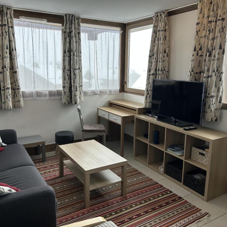 les 7 laux immobilier chalet E - Apartment mit Terrasse - 2