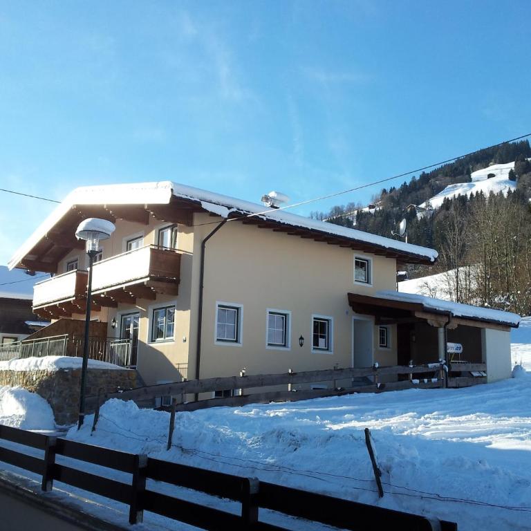 Holiday Home Brixen near Skiwelt Slopes - Ferienhaus mit 4 Zimmern - 24