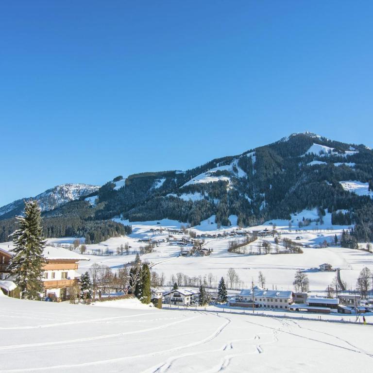 Holiday Home Brixen near Skiwelt Slopes - Ferienhaus mit 4 Zimmern - 32