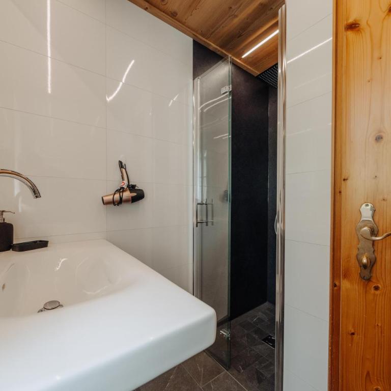 Appartment Ganahl - Apartment mit 3 Schlafzimmern und Dusche - 17