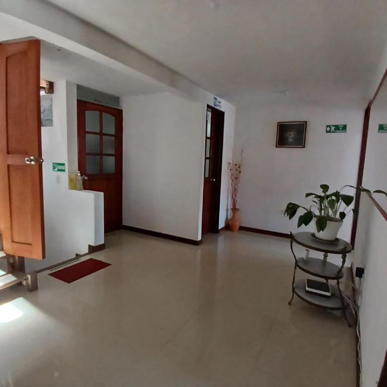 Chez Alicia Hostal - One-Bedroom Apartment - 16