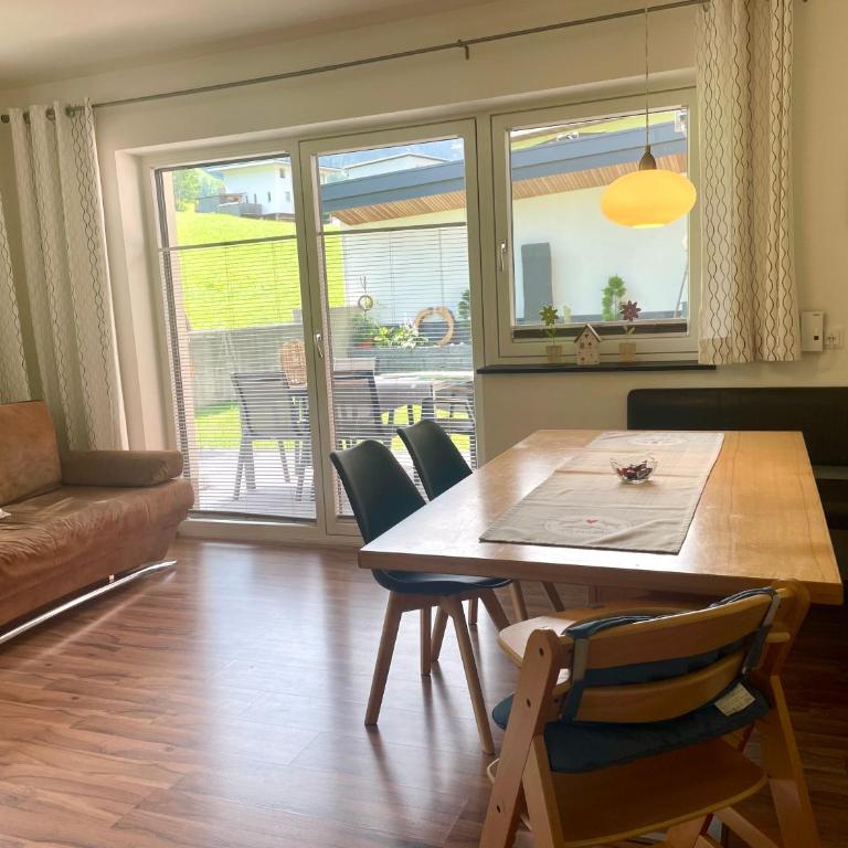 Apart Rauch - Zillertal - Apartment mit 2 Schlafzimmern mit Balkon und Terrasse - 10