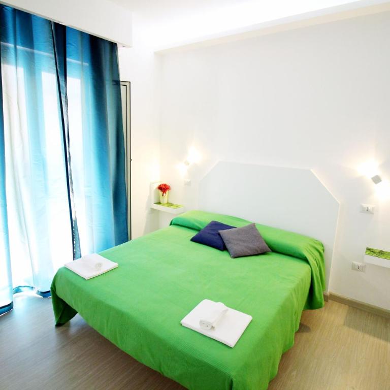 Enjoy Tropea Accomodation - Double Room with Private Bathroom - 8