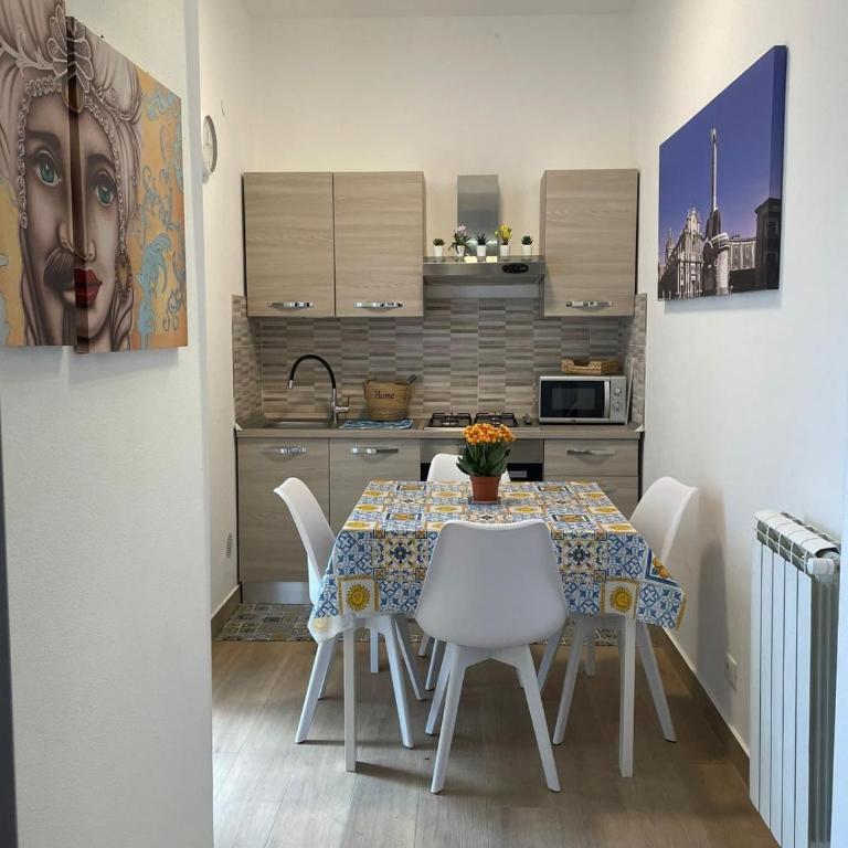 Casa Caruso Holiday Home Catania - One-Bedroom Apartment with Balcony - 16
