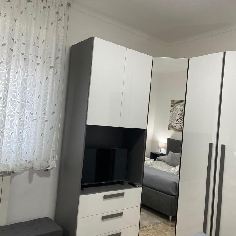 Casa Caruso Holiday Home Catania - One-Bedroom Apartment with Balcony - 14