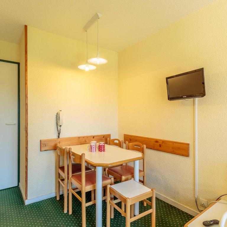 Appartement 2 pièces pour 5 pers, vue sud-ouest, proche pistes - Apartment mit 1 Schlafzimmer - 7