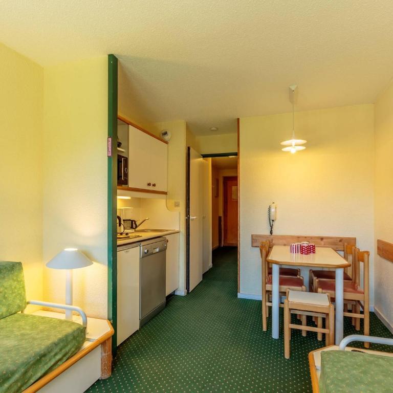 Appartement 2 pièces pour 5 pers, vue sud-ouest, proche pistes - Apartment mit 1 Schlafzimmer - 8