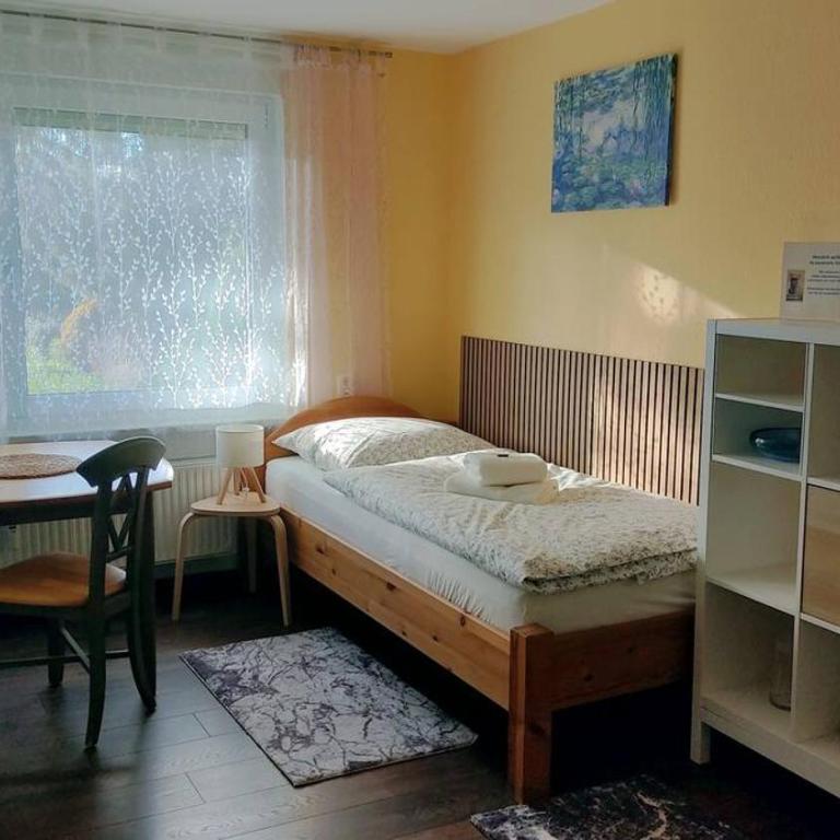 Up'N'Down - Rooms - Einzelzimmer mit Gartenblick - 12