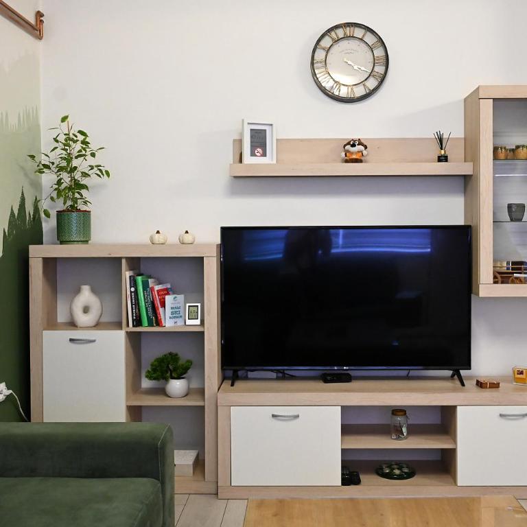Divas - Two-Bedroom Standard Apartment - 3