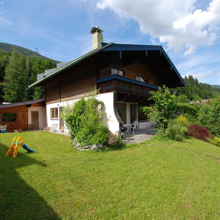 Chalet in Neukirchen near Ski Wildkogel - Ferienhaus mit 7 Schlafzimmern - 1