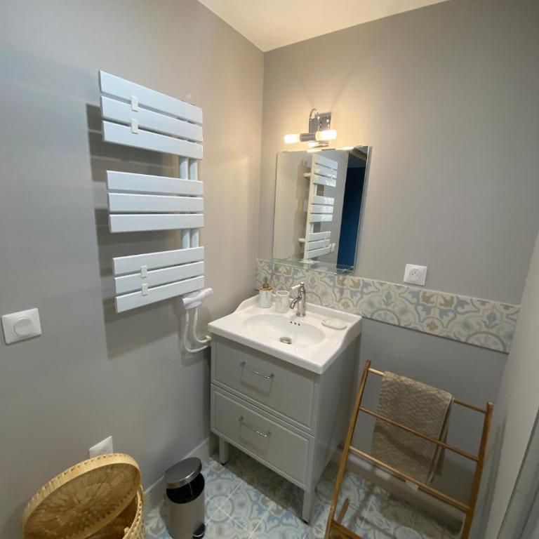 La dolce vita, climatisé , parking, piscine 1 chambre - Appartement 1 Chambre - 14