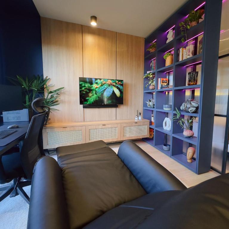 The Workspace ASU Premium Office Apartment - One-Bedroom Apartment - 5