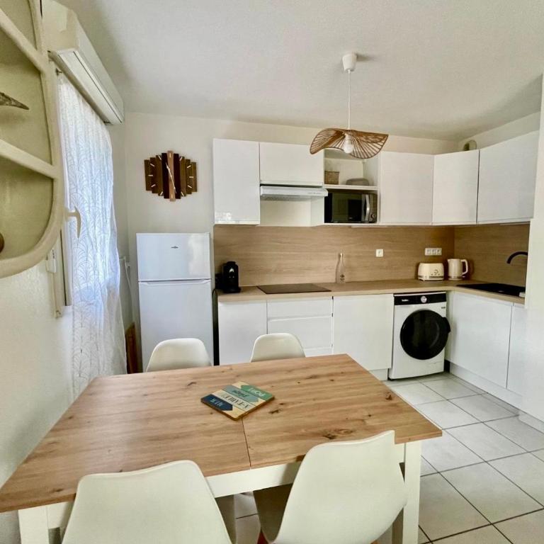 Le Cocon Camarguais 4 personnes Piscine Climatisation Wifi Parking Privé - Appartement 1 Chambre - 8