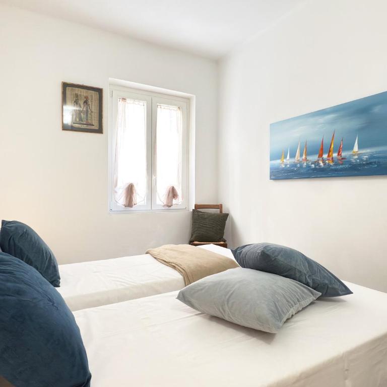 50 mt dal mare - Relax con Box e Ampio Terrazzo - Appartamento con 2 Camere da Letto e Terrazza - 4