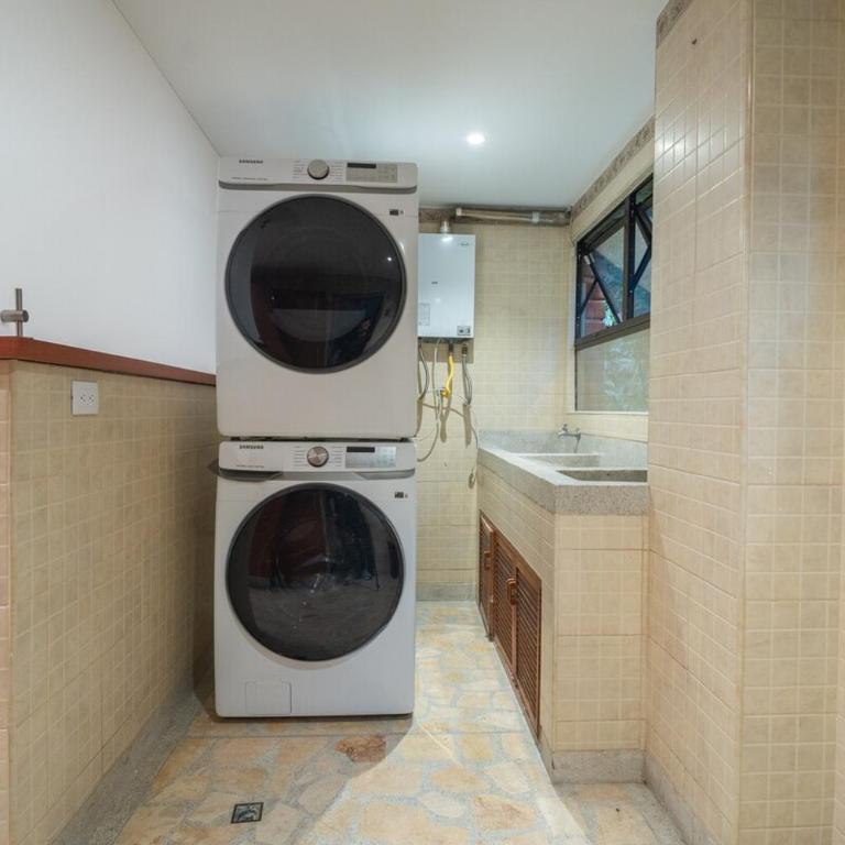 Edificio TIVOLI - Three-Bedroom Apartment - 26