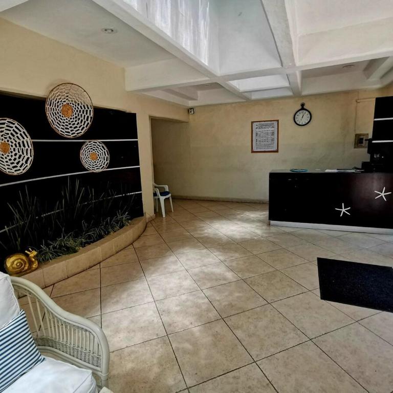 Hermoso lugar en zona turística - Double Room with Balcony and Sea View - 14