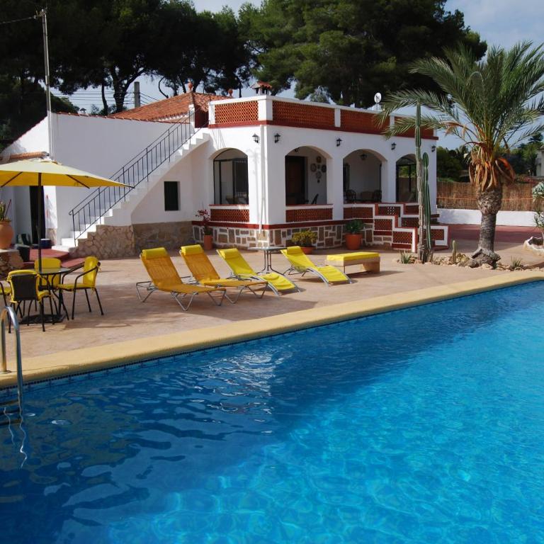 Villa Maria Beach Villa - Three-Bedroom Villa - 4