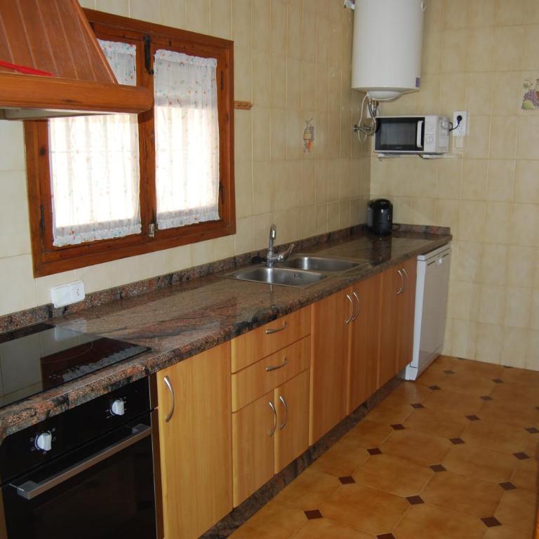 Villa Maria Beach Villa - Three-Bedroom Villa - 39