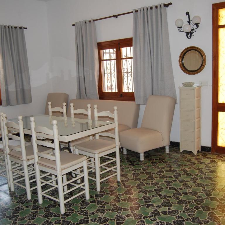 Villa Maria Beach Villa - Three-Bedroom Villa - 35