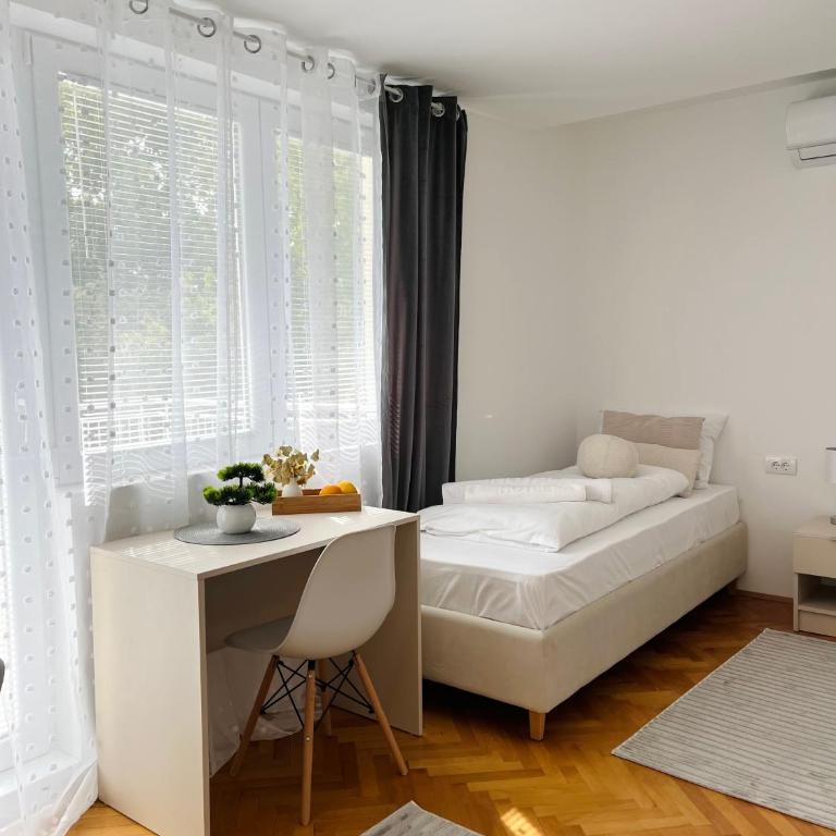 Talia - Deluxe Twin Room - 19