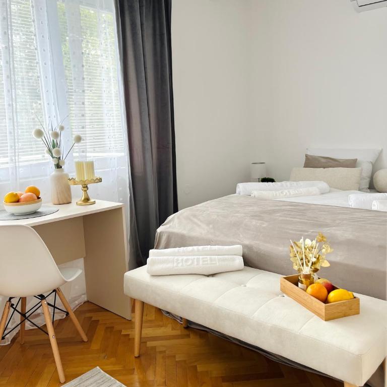 Talia - Deluxe Double Room - 31