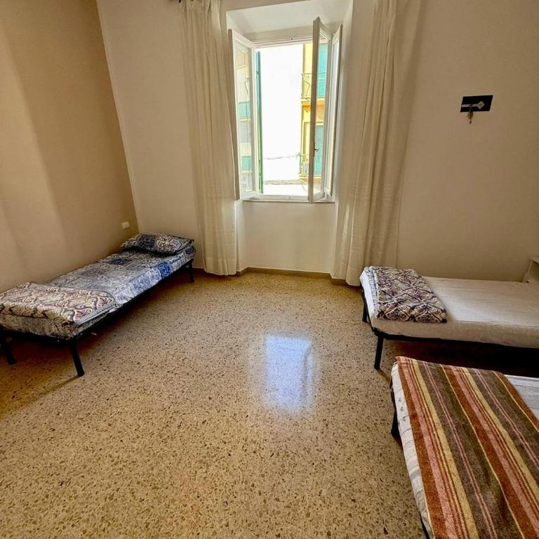 MAGA rooms - Quadruple Room with Shared Bathroom - 2