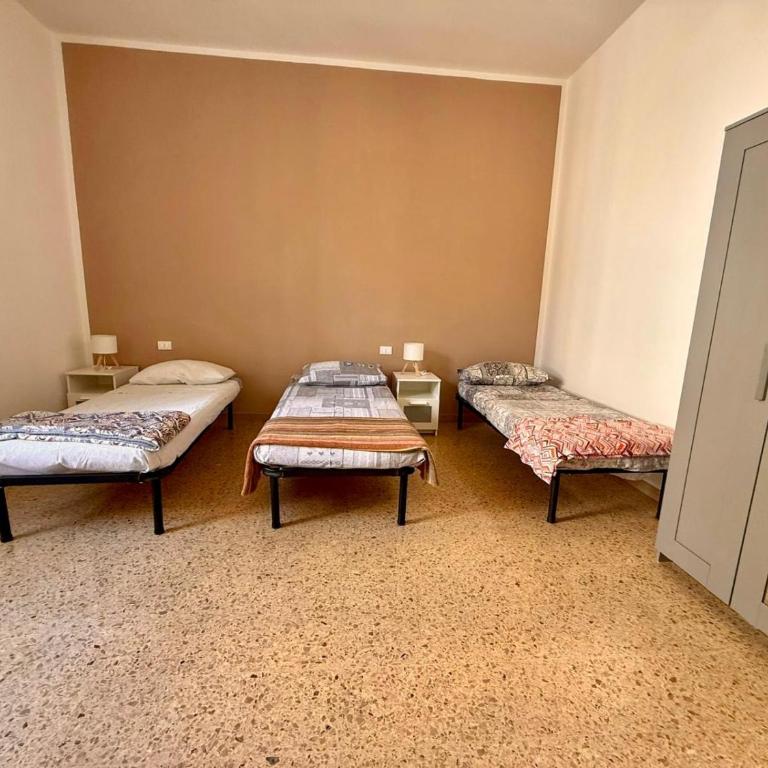 MAGA rooms - Quadruple Room with Shared Bathroom - 3