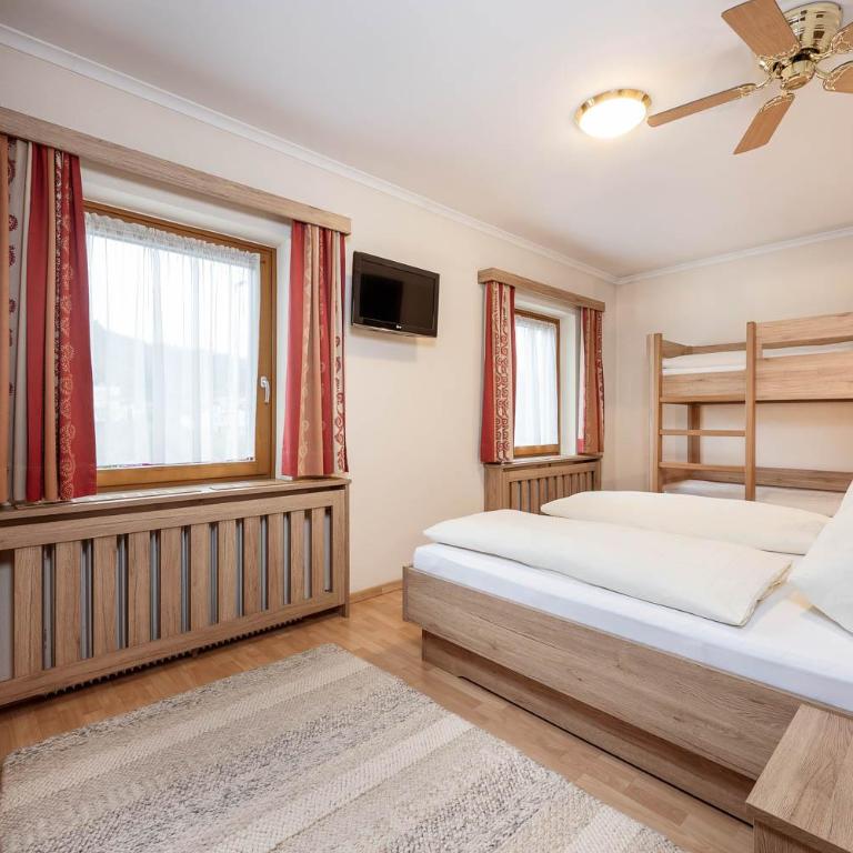 Reitsamerhof - Zimmer & Apartments - Chambre Familiale - 2