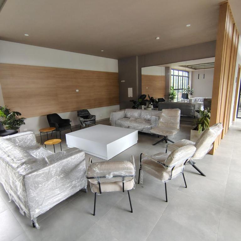 Apartamento Moderno con Vista a las Montañas Ideal para Teletrabajo o Descansar - One-Bedroom Apartment - 14