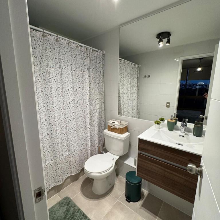 Lindo y espacioso departamento con hermosa vista - Three-Bedroom Apartment - 23
