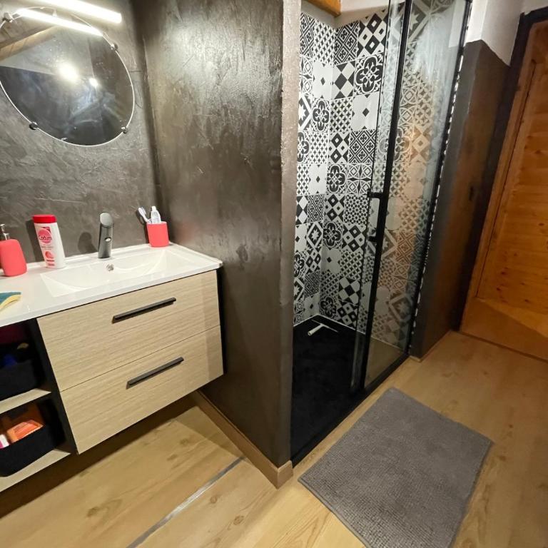 Warm Duplex, Cozy, Village Square - Appartement 3 Chambres - 6