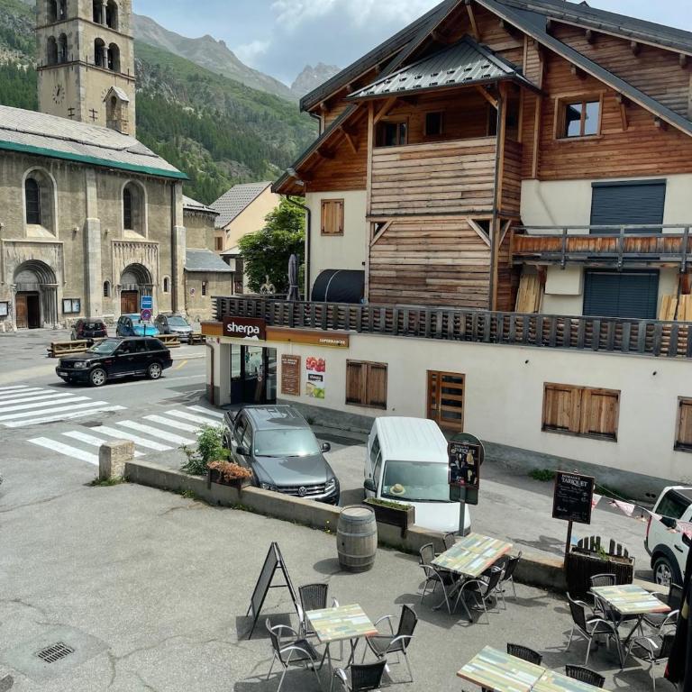 Warm Duplex, Cozy, Village Square - Appartement 3 Chambres - 17