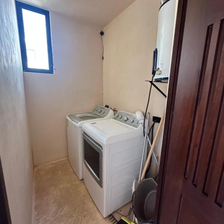 Las 50s - Two-Bedroom Apartment - 5