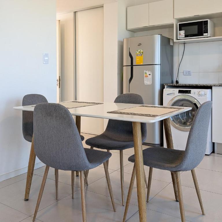Loft con vistas al río en Puerto Norte - Cochera privada opcional - Gimnasio - One-Bedroom Apartment - 16