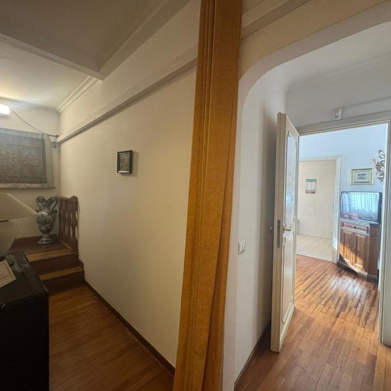 2-Level Flat with Terrace in the Heart of Rome - Appartamento con 2 Camere da Letto e Terrazza - 3