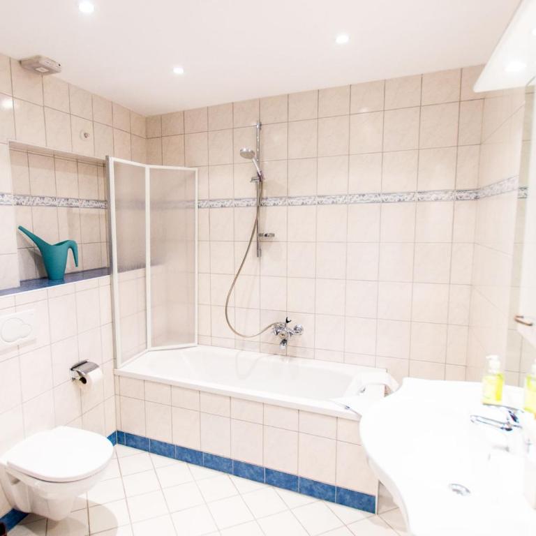 Ski-n-Lake City Apartments - Apartment mit 3 Schlafzimmern und Seeblick - 8