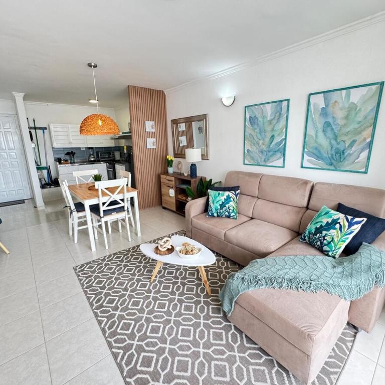 605 - Hermoso apartamento en Bocagrande con full aire acondicionado a pasos de la playa - Two-Bedroom Apartment - 21