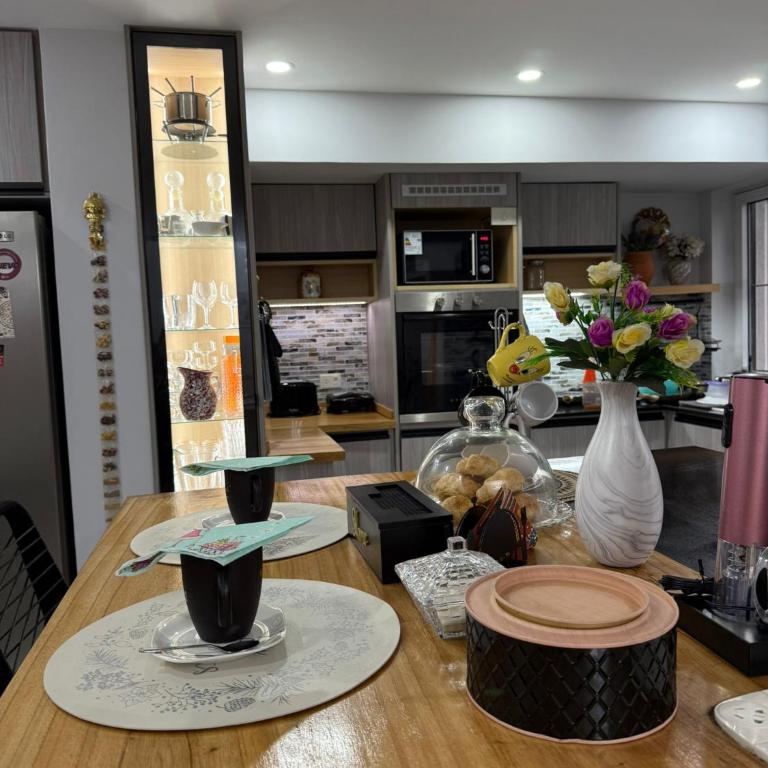 Casa hermosa piscina con parrilla - Casa de 4 dormitorios - 11