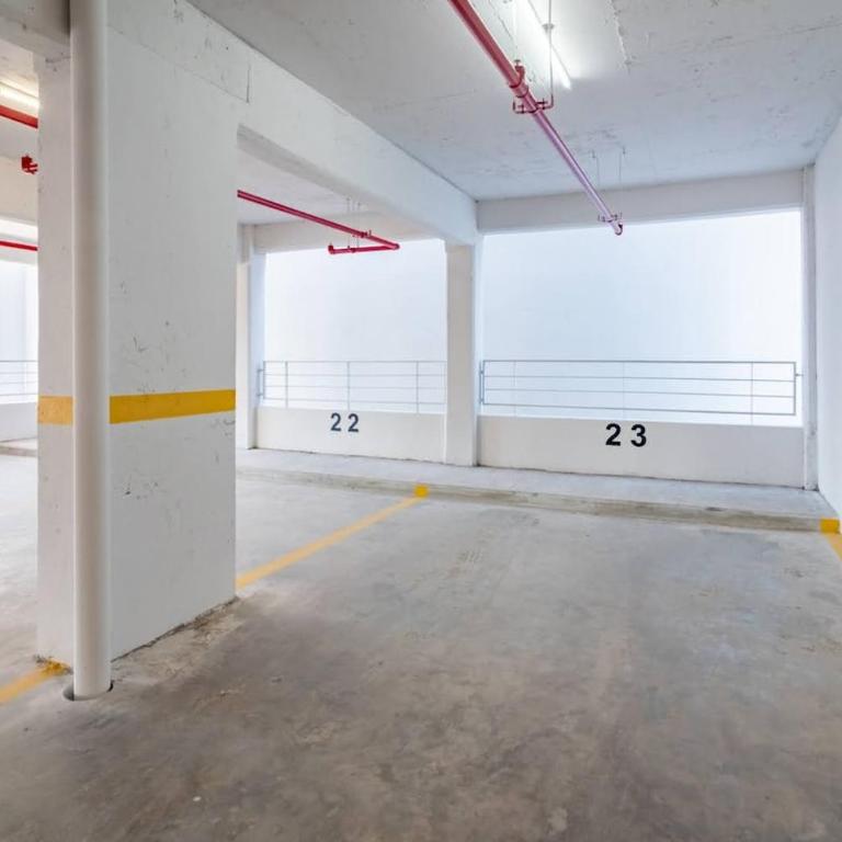 Departamento con Vistas y Cochera - Two-Bedroom Apartment - 2