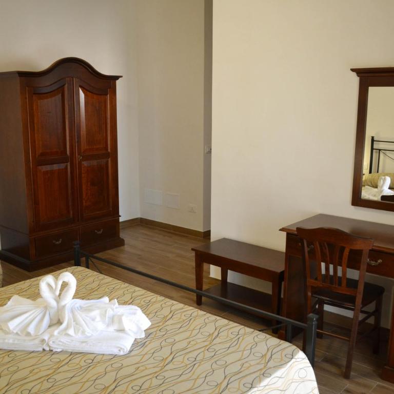 B&B Castiglione - Camera Tripla con Balcone - 13