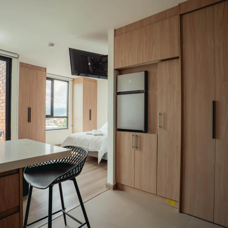 Estay Go Navarra Suite - Estudio Deluxe con cama grande - 13