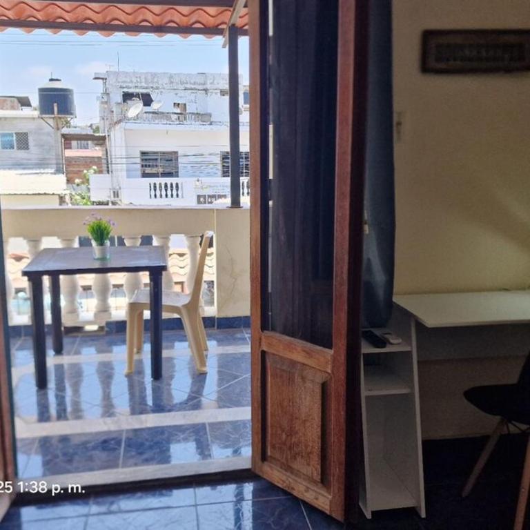 Casa Blanca hospedaje - Double Room with Private Bathroom - 8
