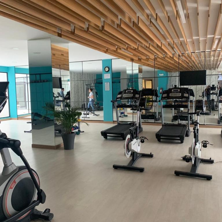 Luxury Apt in Atelier 10th floor with all amenities - Two-Bedroom Apartment - 30