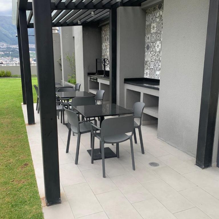Luxury Apt in Atelier 10th floor with all amenities - Two-Bedroom Apartment - 31