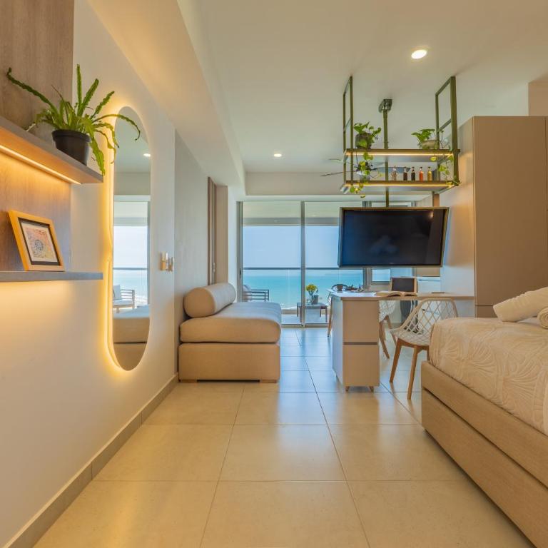 Charming Seafront Loft - Studio Apartment - 15