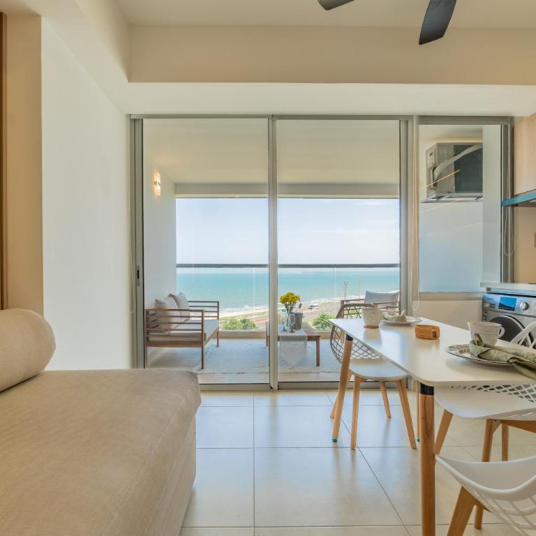 Charming Seafront Loft - Studio Apartment - 8