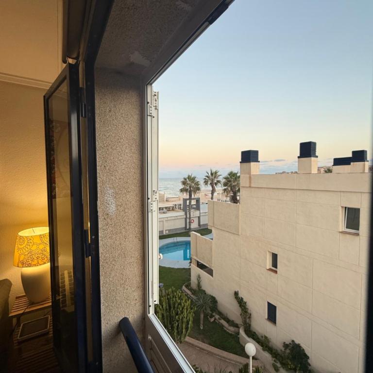 Torrevieja La Mata Primera línea playa - Apartamento con terraza y vistas parciales al mar - 22